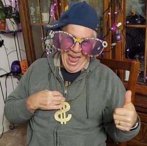 Meet your Posher, Carrie